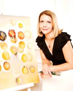 Internationally acclaimed artist Cynthia Ligeros